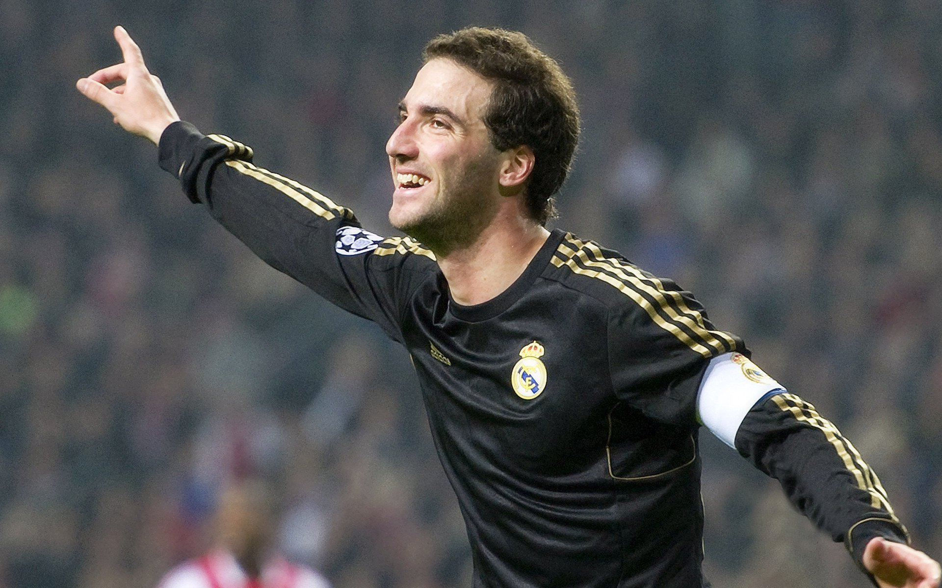 曼城依旧强势，4-1大胜多特，福登与哈兰德继续高效进攻，福登 曼联