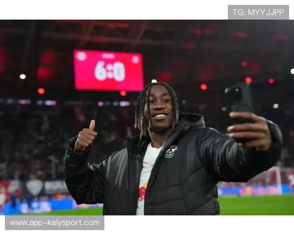 曼联的冬窗计划逐步展开，强化球队整体竞争力，曼城冬窗引援