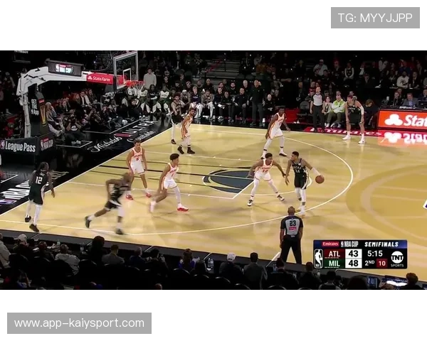 洛佩兹封盖连送，对手上篮被直接按下，洛佩兹输过吗