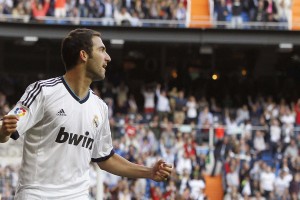 开云·体育全站登录地址-新疆队逆境中奋起，冲刺季后赛！，新疆队季后赛对手